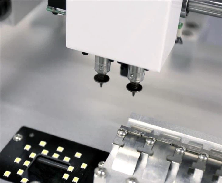 Dekstop Pick And Place Machine